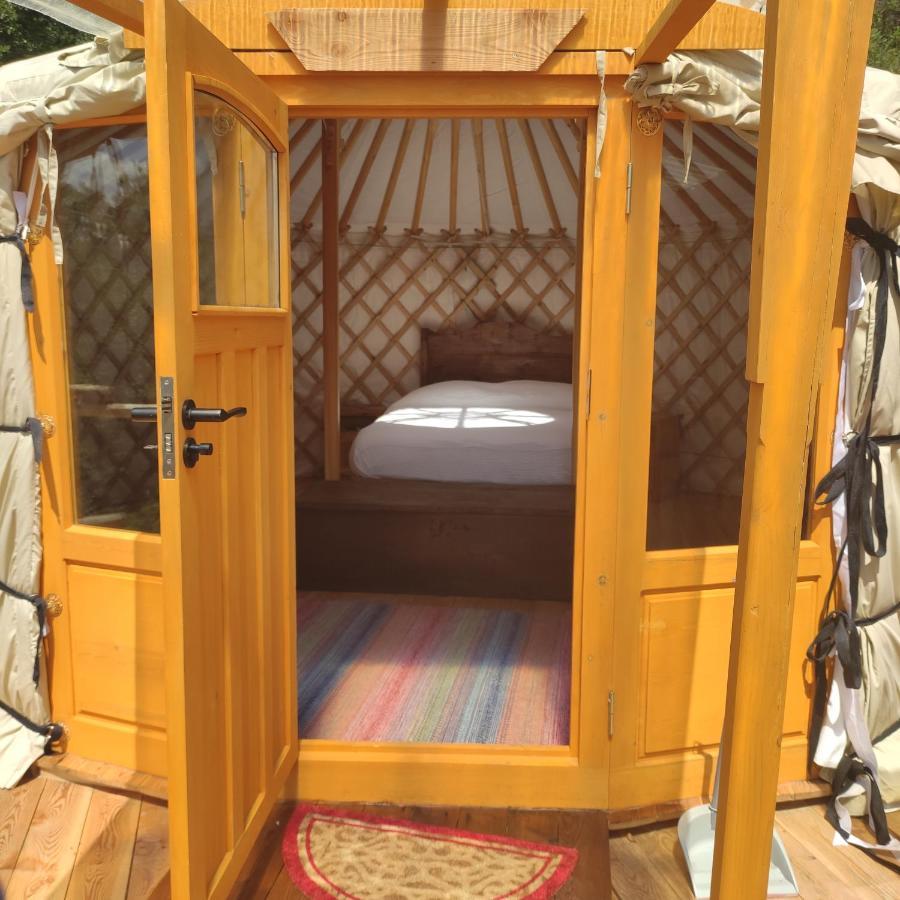 Glamping La Cascina D'Orleans Saint-Pierre Exterior foto